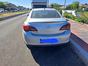 Vand Opel Astra J 2016 Benzina +GPL - imagine 4