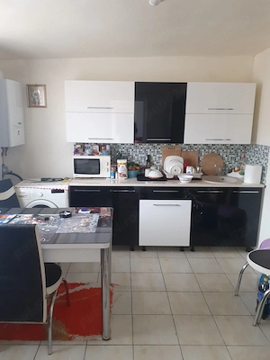 Vând casa în pitești colonia ACH    - imagine 9