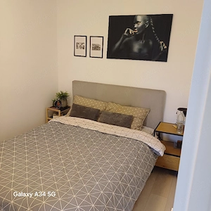 vand apartament intrun bloc cu mansardă  - imagine 2