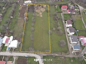 Teren de vânzare 10.000 mp   Câmpina, zona Voila (Strada Dealului)