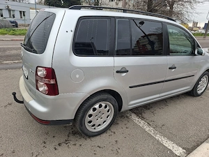 Vând VW Tuoran 1.9 Tdi  - imagine 4