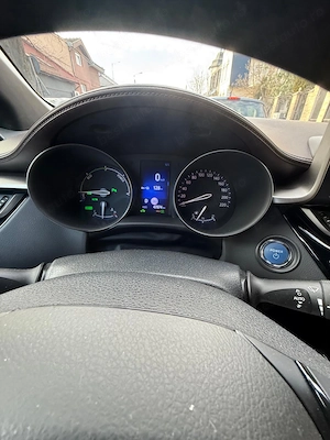 Vand Toyota C-HR Hybrid - imagine 7