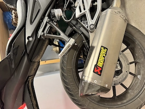 Yamaha R125 2024 Akrapovici - imagine 2