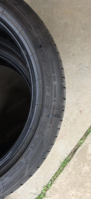 Set 4 anvelope vara Dunlop 225 45 R17 - Noi - imagine 4