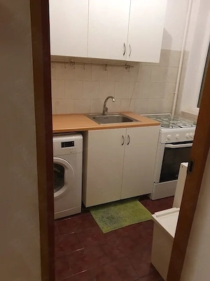 garsoniera dristor-metrou la scara blocului - imagine 4