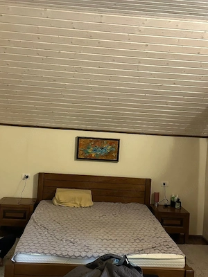 Inchiriez casa de vacanta