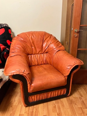 Canapea extensibila si fotoliu piele portocaliu - imagine 5