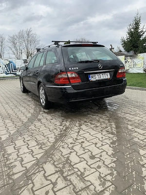 Vand Mercedes w211 E class, 2.2 CDI din 2006 - imagine 7