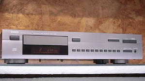 Cd player Yamaha CDX-480.