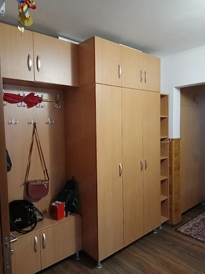 Vând apartament 3 camere,decomandat, mobilat și utilat  - imagine 4