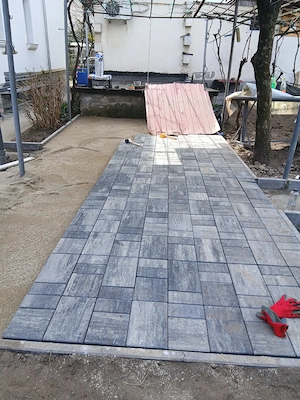 executam lucrări în domeniul construcțiilor  - imagine 3