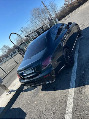 Vând   Schimb Mercedes E-Class 2019 2.0 BiTDI FULL   Distronic, Burmester, Panoramic, 9G-Tronic    - imagine 9