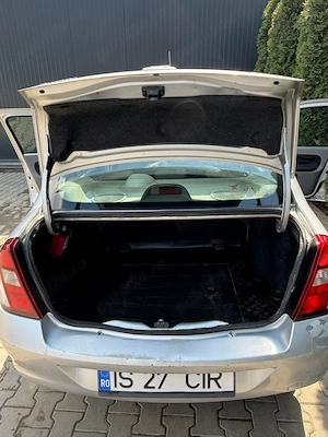 Renault Symbol 1.5 2006 82 hp - imagine 8