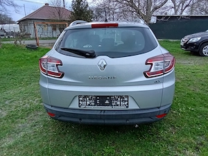 Renault Megane 2011, diesel 1,5 DCI! - imagine 4