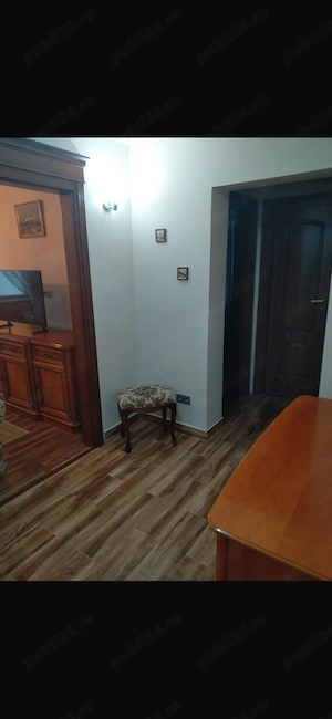 Închiriez apartament 2 camere - imagine 4