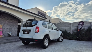 Dacia Duster 1.6 Benzina Euro 5 Clima Olanda Impecabil 105 cp Rate sau Cash Livrare la domiciliu  - imagine 4