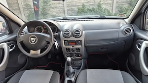 Dacia Duster 1.6 Benzina Euro 5 Clima Olanda Impecabil 105 cp Rate sau Cash Livrare la domiciliu  - imagine 10