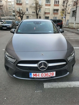 Vând Mercedes-Benz A-Class   Sedan, automată - imagine 2