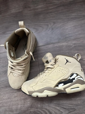 Adidasi Jordan Nike 36.5