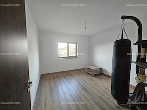 Duplex nou, 5 camere, 3 băi, 2 terase, P+E, cu perete despărțitor dublu, Dumbrăvița, comision 0% - imagine 15