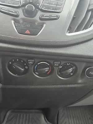 Vind Ford Tranzit 350 2.0 Diesel L4-H3 - imagine 8