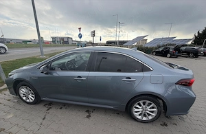 TOYOTA Corolla 1.8 HSD Dynamic 2019 - cu garantie - imagine 4