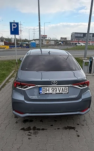 TOYOTA Corolla 1.8 HSD Dynamic 2019 - cu garantie - imagine 5