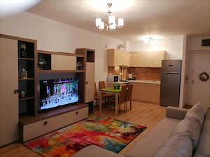  Închiriez apartament cu două camere în Sinaia  - imagine 3