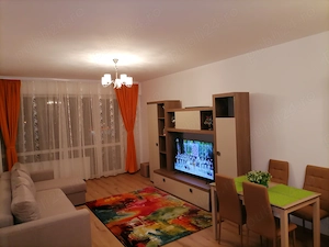  Închiriez apartament cu două camere în Sinaia  - imagine 2