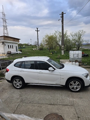    BMW X1 xDrive20d | Primul Proprietar RO | Nefumător | Stare 10 10 | Distribuție Nouă    - imagine 2