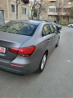 Vând Mercedes-Benz A-Class   Sedan, automată - imagine 5