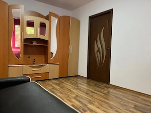 Închiriez apartament cu 2 camere micro 19