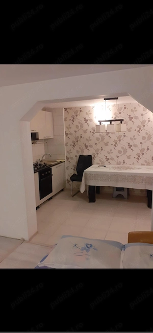 Apartament Mangalia lângă Lidl și gară   mobilat, curte, 200 lei noapte  2. Cazare Mangalia   aparta - imagine 2