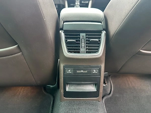  Skoda Octavia 2.0 TDI 4X4 DSG Laurin & Klement Euro 6 DSG 7+1 - imagine 10