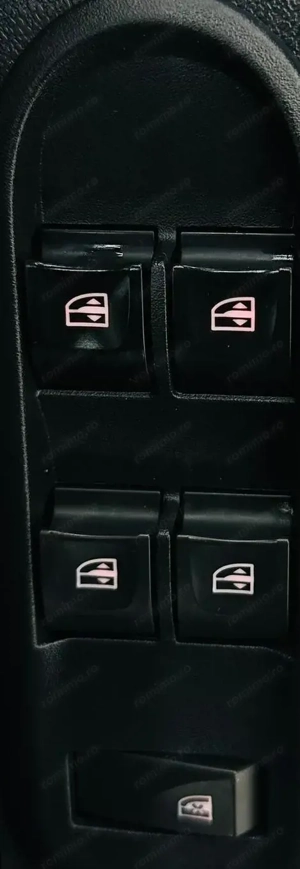 DACIA DUSTER - imagine 11