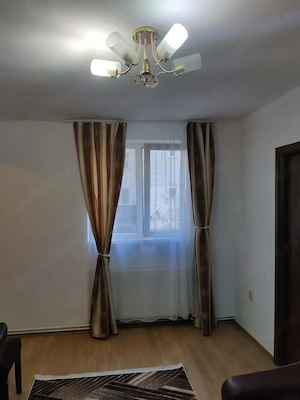 Închiriez apartament - imagine 9