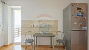 Apartament 2 Camere Subcetate - Mobilat, Parcare, Liniște lângă Brașo - imagine 6