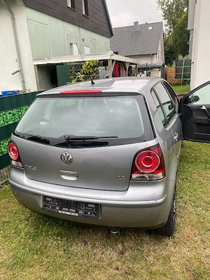 Vând Volkswagen Polo 2005 - imagine 2