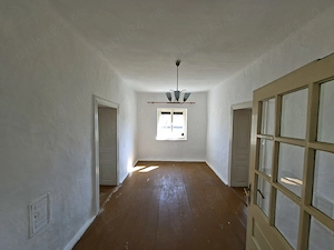 Casa pe colt de vânzare localitatea Birda - imagine 10