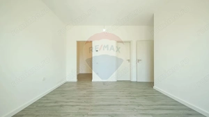 Casă  cu 5 camere de vânzare, Hălchiu - imagine 11