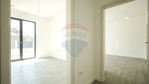 Casă  cu 5 camere de vânzare, Hălchiu - imagine 10