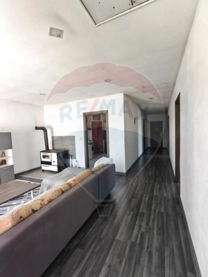 Casă / Vilă cu 4 camere de vânzare - imagine 5