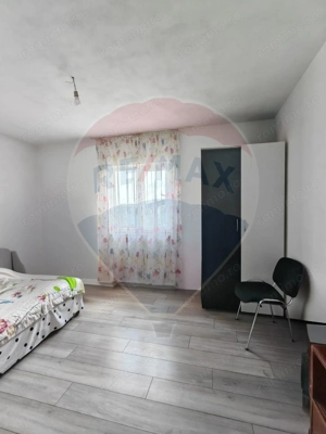 Casă / Vilă cu 4 camere de vânzare - imagine 6