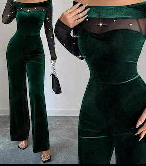 Vând Salopetă de damă mărimea M 