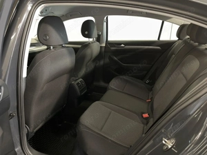 Volkswagen Passat - imagine 11