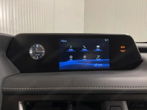 Lexus UX - imagine 14