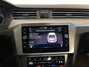 Volkswagen Passat - imagine 16