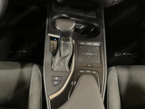 Lexus UX - imagine 19