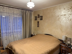 Proprietar - vand apartament 3 camere - imagine 2