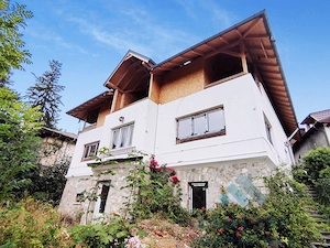 Sinaia - Peles - Vila D+P+M - 10 Camere - 260 mp utili - 700 mp teren